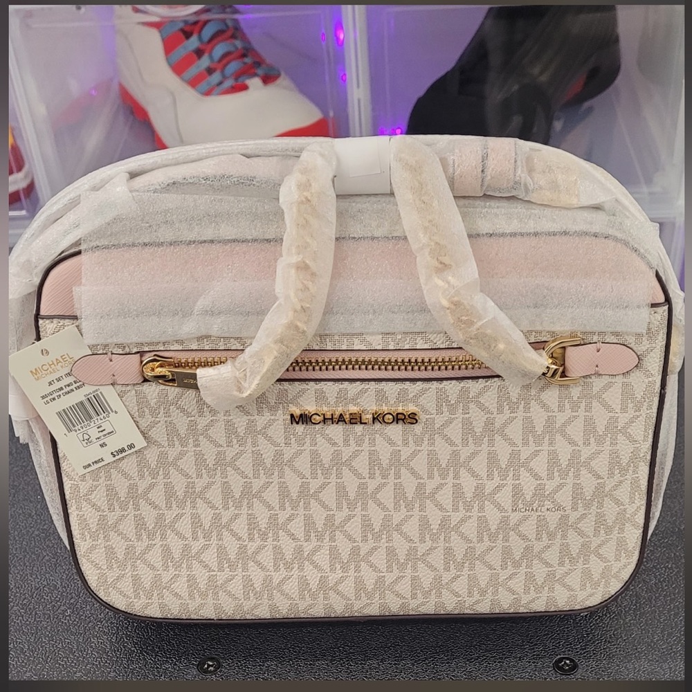 Michael Kors | Jet Set Crossbody. | Pink